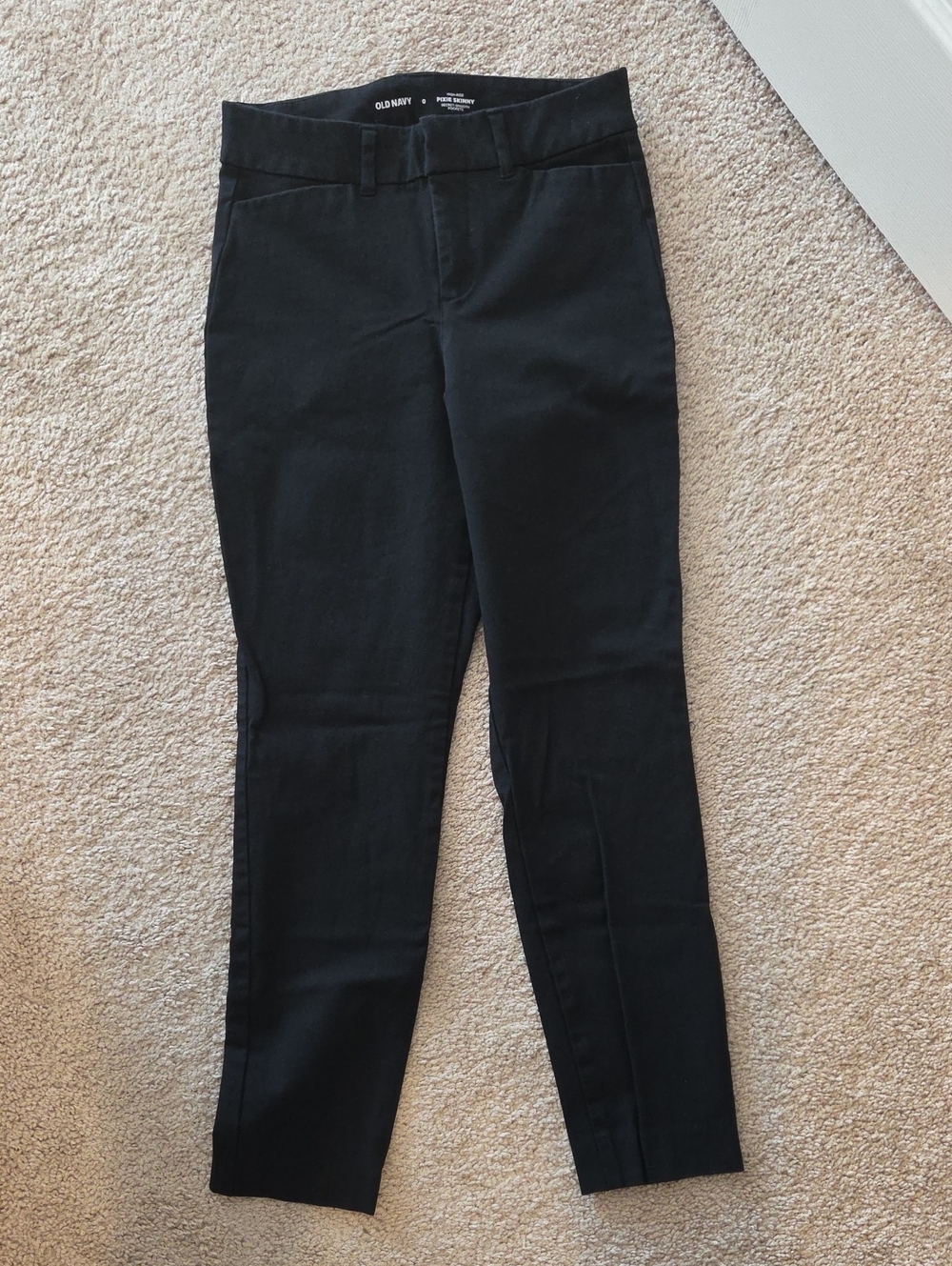 Old Navy Black High Rise Pixie Skinny Pants